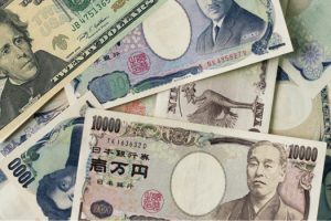 Lao động tại Nhật Bản có thể nhận tiền lương qua… điện thoại di động?