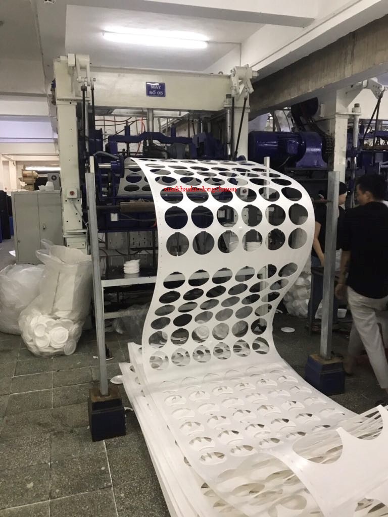 XUẤT KHẨU LAO ĐỘNG ĐÀI LOAN ĐƠN HÀNG BACH HOA